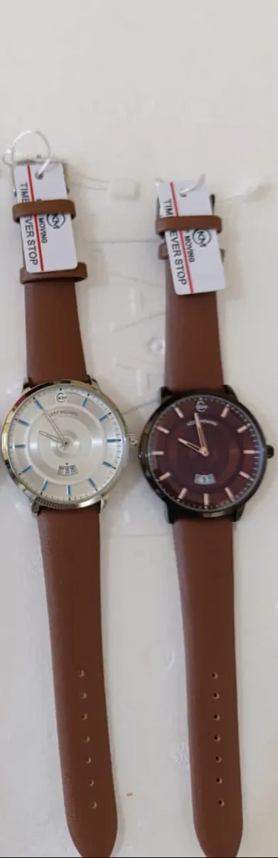 Montre - Couleurs Disponibles : Noire, Bleue, Marron, Autres  - Pour Femme, Homme-Ref : 19114 – Image 3