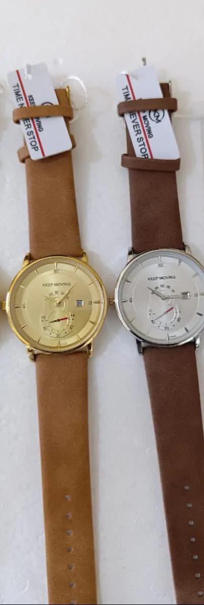 Montre - Couleurs Disponibles : Noire, Bleue, Marron, Autres  - Pour Femme, Homme-Ref : 19119 – Image 2